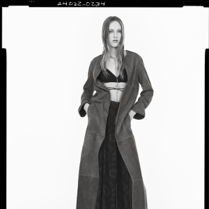 WOMAN STUDIO COLLECTION / ON THE ROAD 